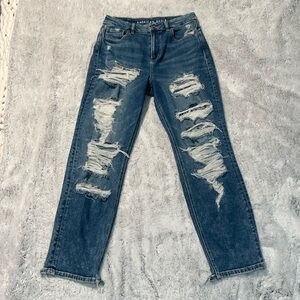 (4) AE Straight Leg Ripped Jeans
